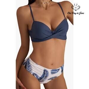 ODIJ Cross Front Molded Cup Bikini Swimsuit Size M